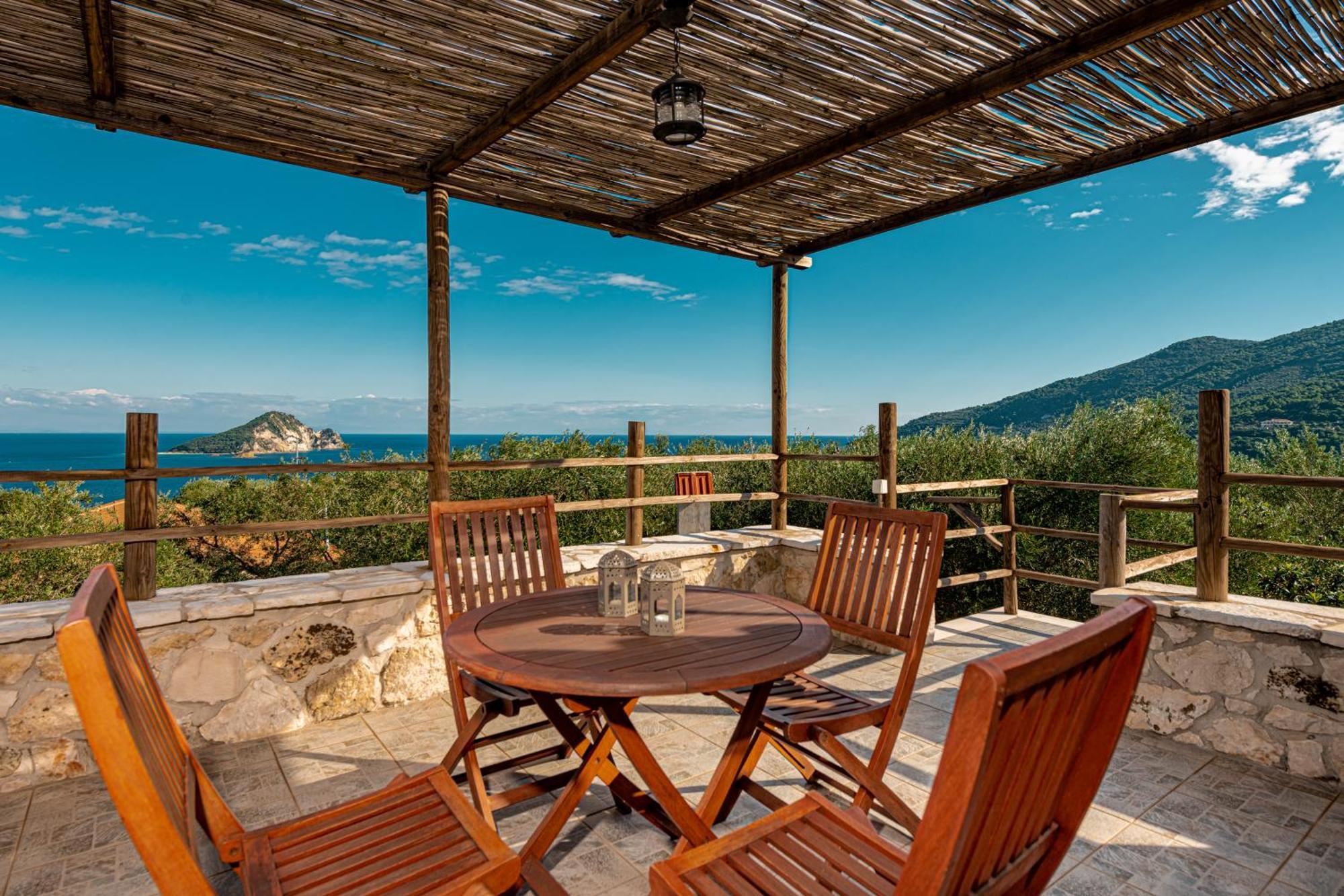 Kymaros Villas Keri Room photo